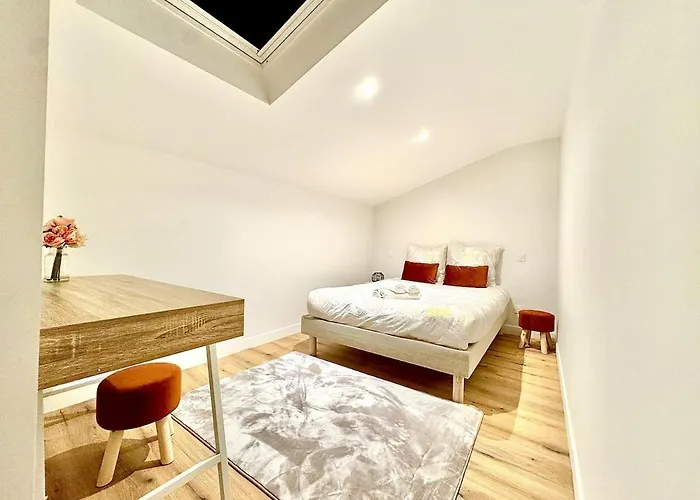 Lägenhet Disgne Climatise Parking Et Wifi Gratuit *