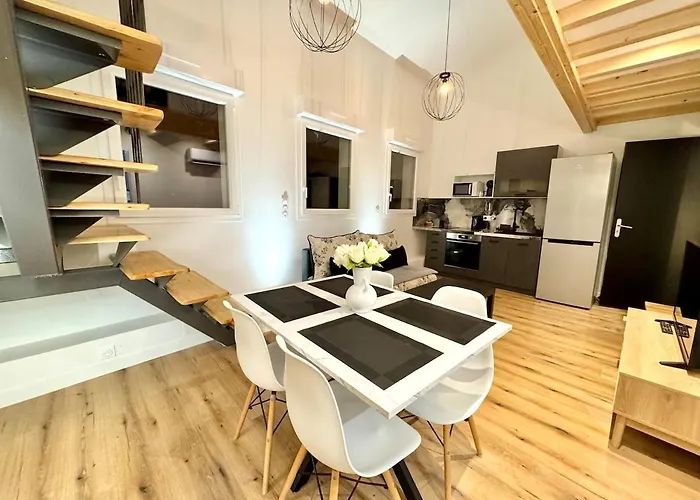 Disgne Climatise Parking Et Wifi Gratuit *